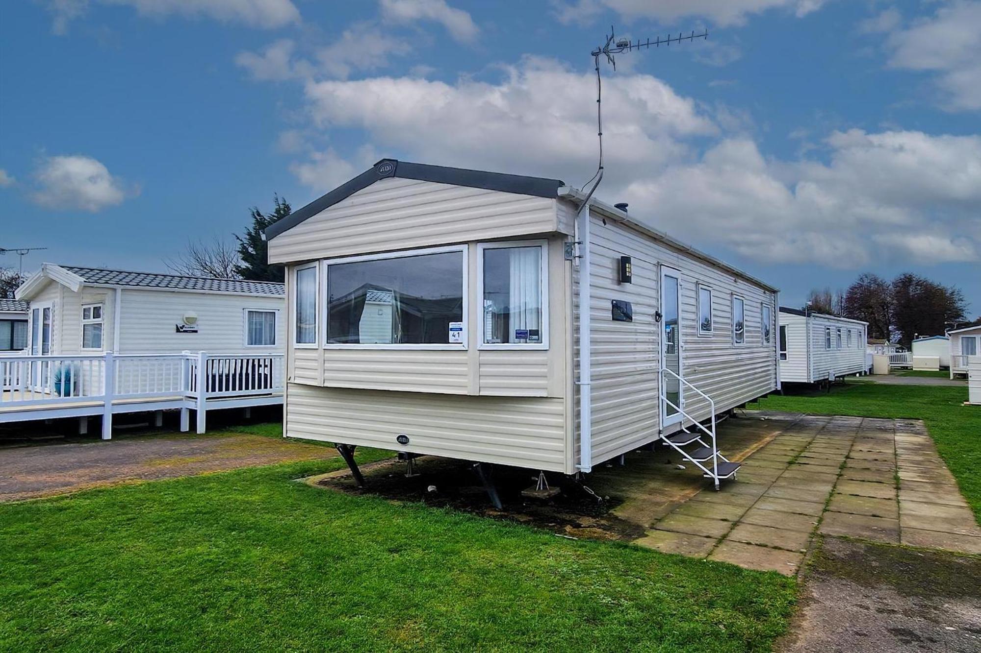 8 Berth Caravan For Hire At Manor Park Near To A Great Beach Ref 23041C Hunstanton Eksteriør billede